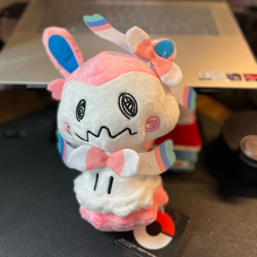 Pokémon MIMIKYU SYLVEON PLUSHIE